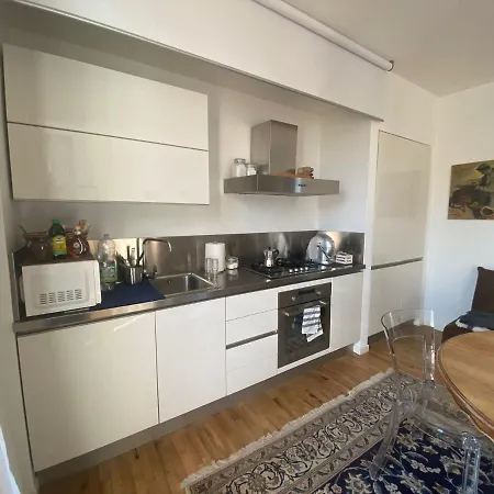 Casa Sandra Крема